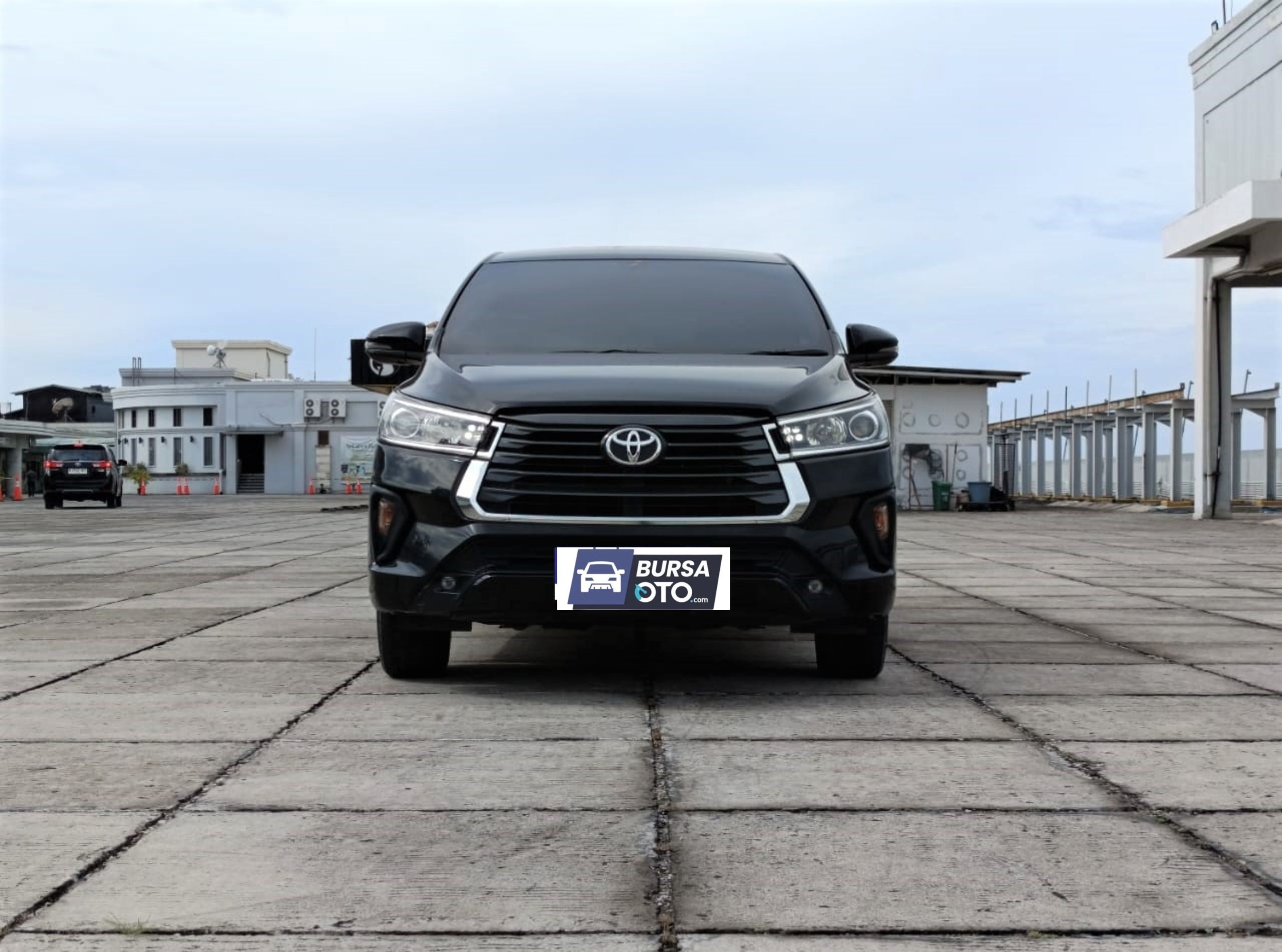 2021 Toyota Kijang Innova 2.0 V AT
