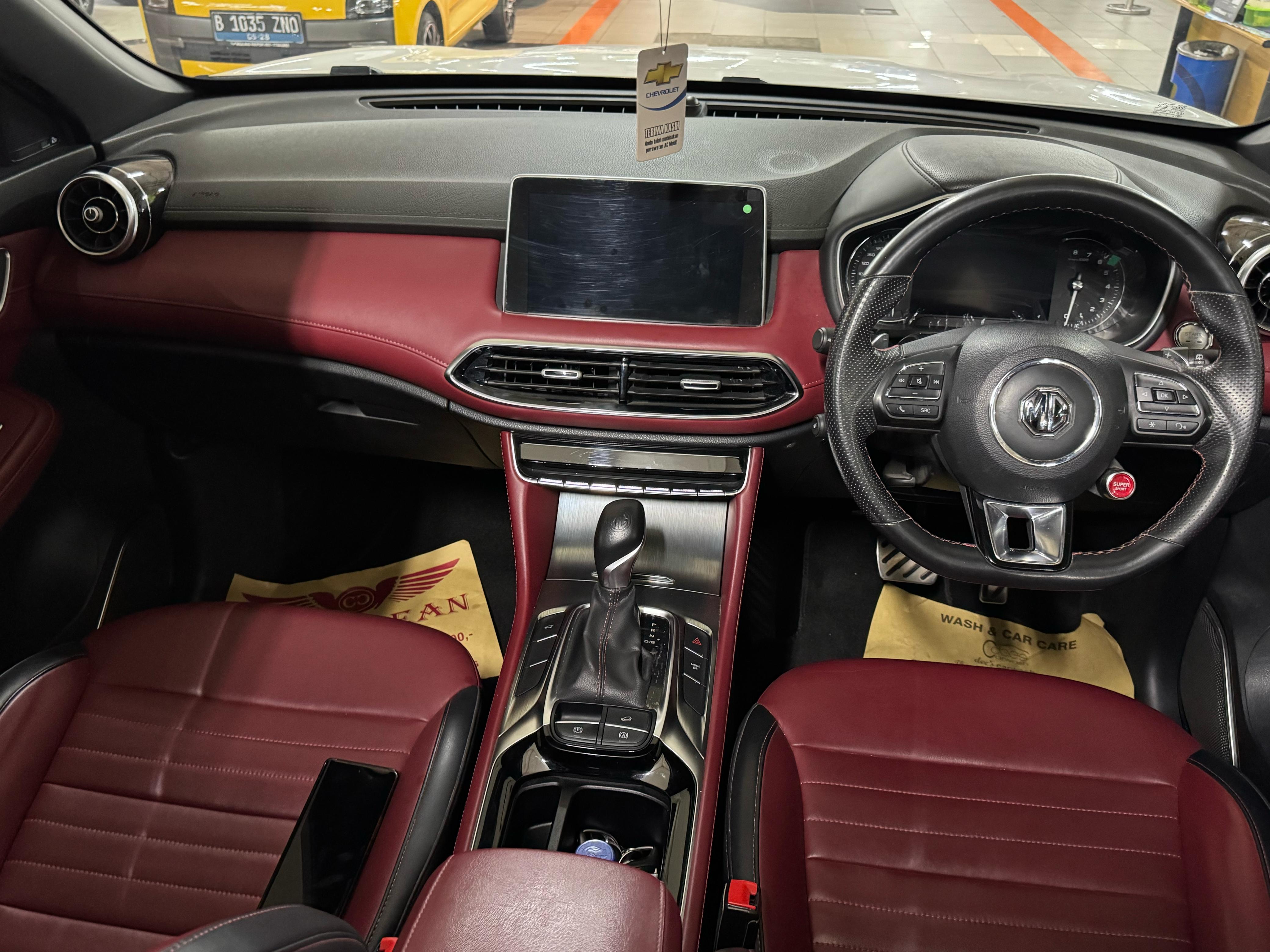 2020 MG HS 2020 MG HS