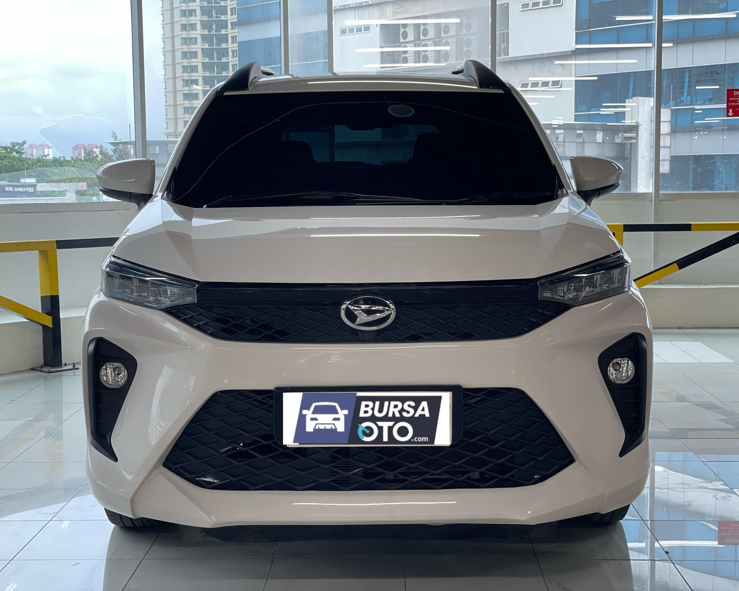 2022 Daihatsu Xenia Bekas 2022 Daihatsu Xenia Bekas