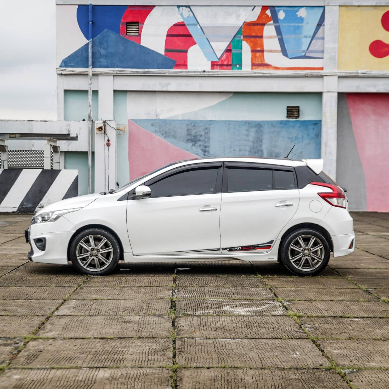 2015 Toyota Yaris 2015 Toyota Yaris