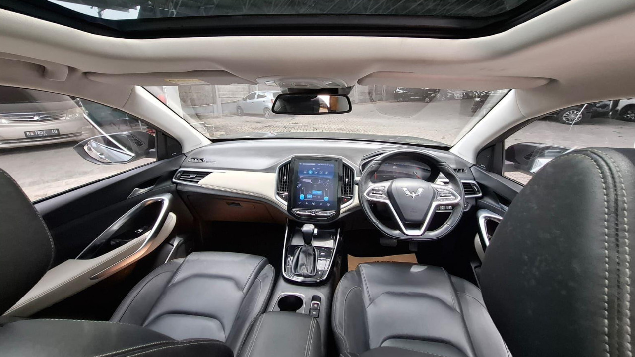 2021 Wuling Almaz RS 1.5L EX 7 Seater 2021 Wuling Almaz RS 1.5L EX 7 Seater