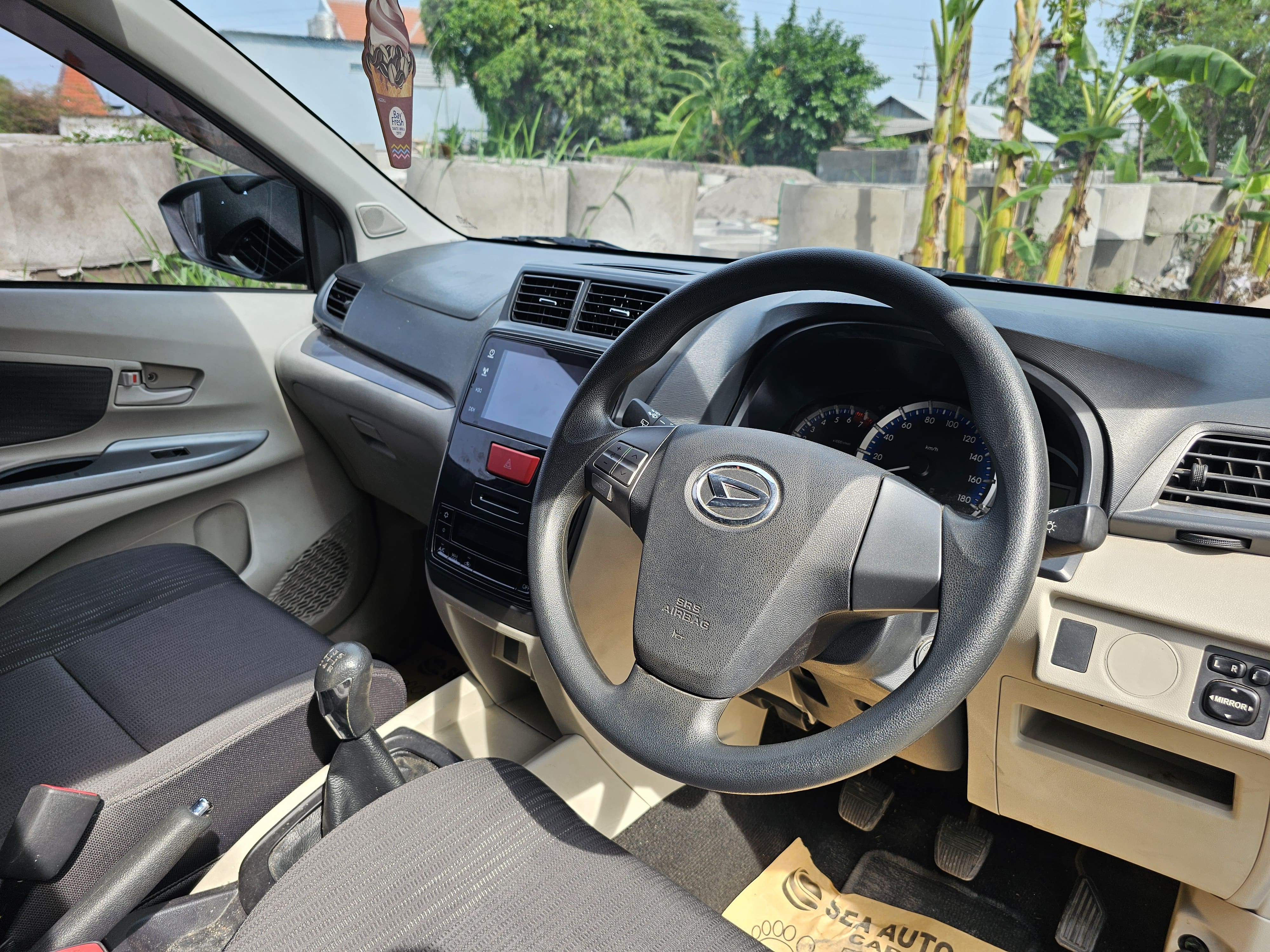 2021 Daihatsu Xenia  1.3 R AT 2021 Daihatsu Xenia  1.3 R AT