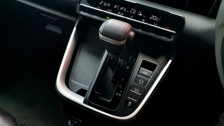 2023 Toyota Voxy 2.0 CVT 2023 Toyota Voxy 2.0 CVT