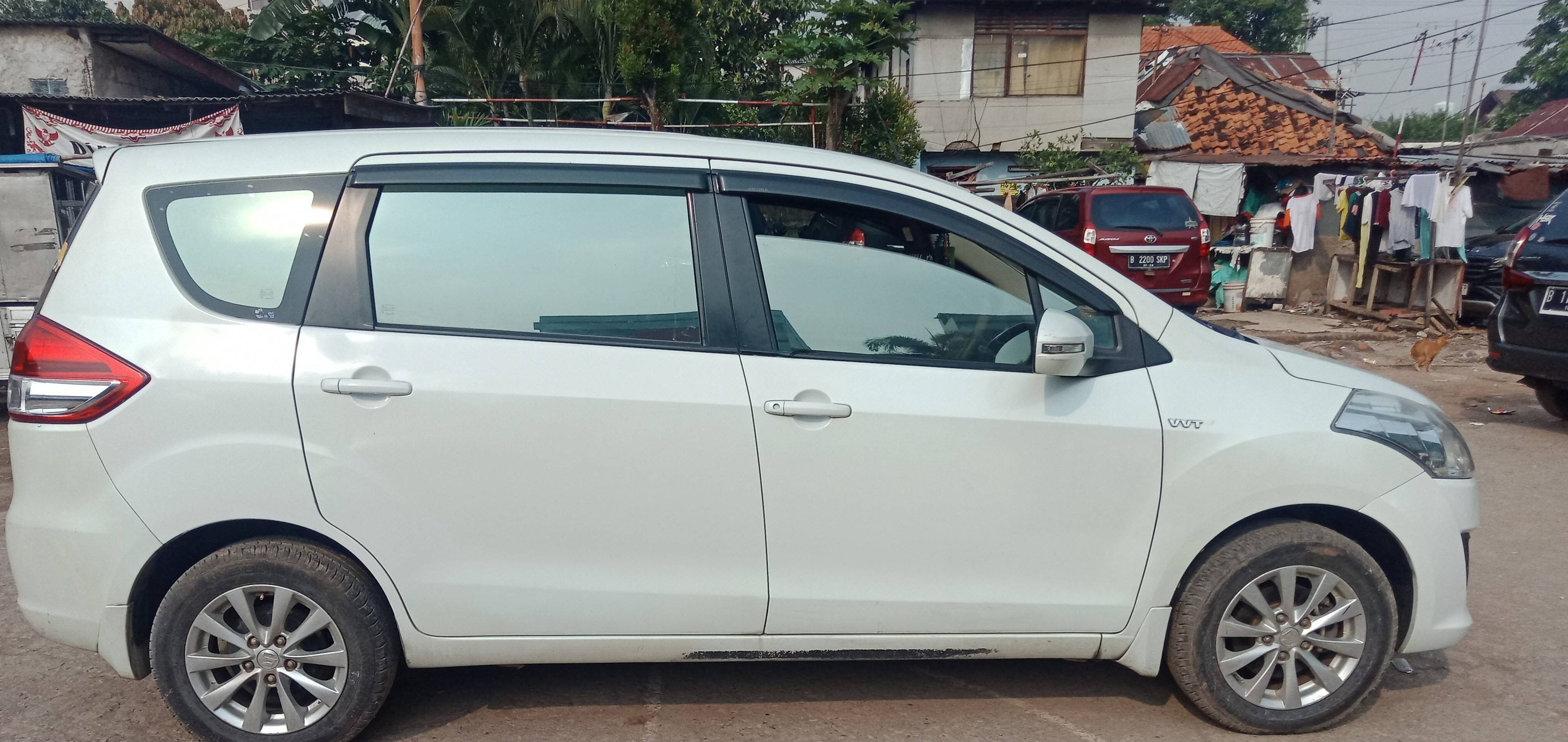 2012 Suzuki Ertiga GX MT 2012 Suzuki Ertiga GX MT