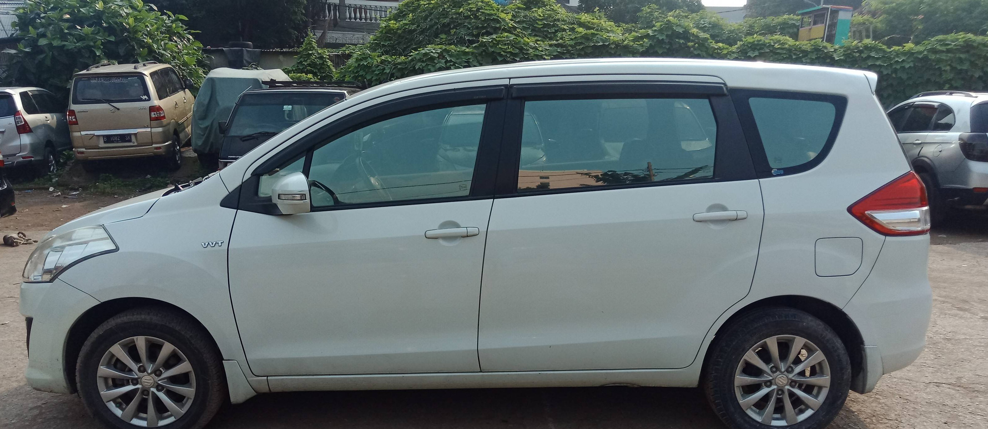 2012 Suzuki Ertiga GX MT 2012 Suzuki Ertiga GX MT