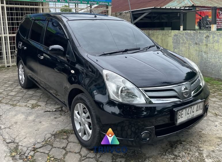 2011 Nissan Grand Livina  SV AT 2011 Nissan Grand Livina  SV AT