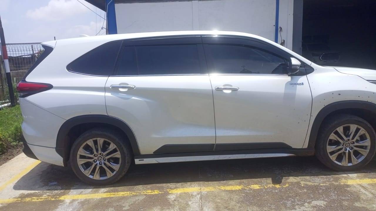 2023 Toyota Kijang Innova Zenix Hybrid EV 2.0L Q HV CVT TSS 2023 Toyota Kijang Innova Zenix Hybrid EV 2.0L Q HV CVT TSS