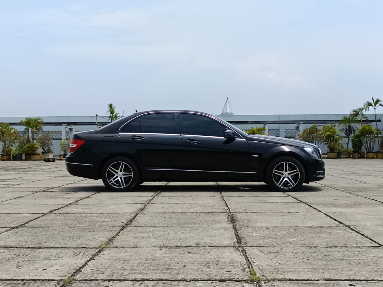 2011 Mercedes Benz C-Class Sedan 2011 Mercedes Benz C-Class Sedan