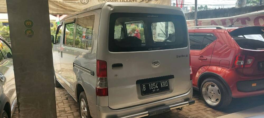 Old 2015 Daihatsu Gran Max MB 1.3 D FH 1.3 D FH