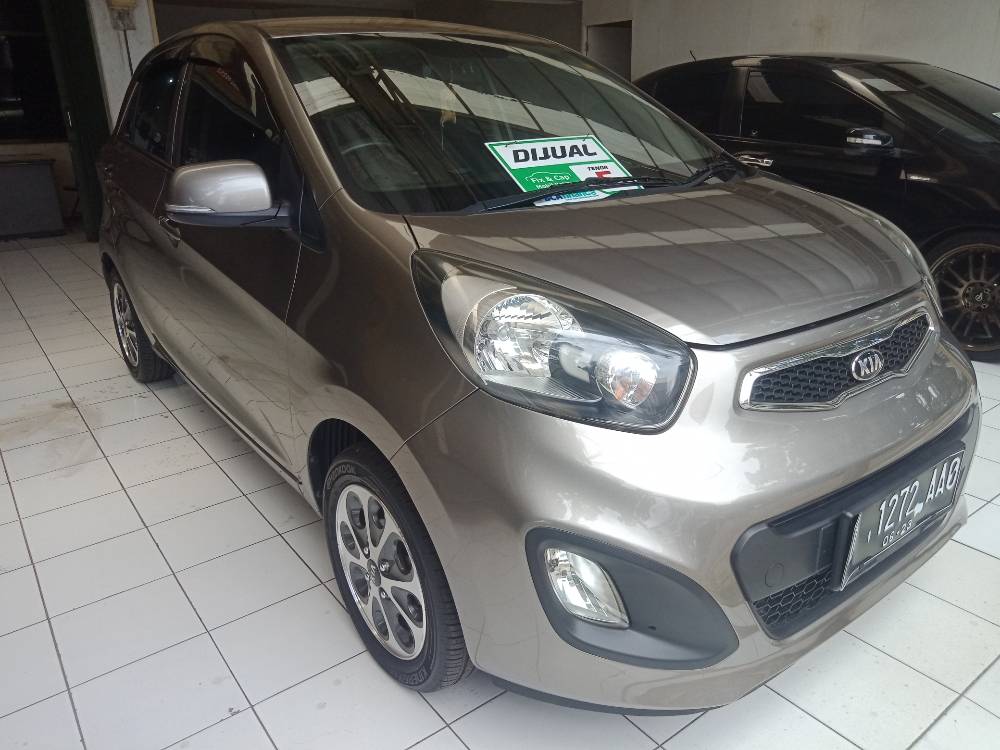 2013 Kia Picanto 1.1L MT 1.1L MT bekas