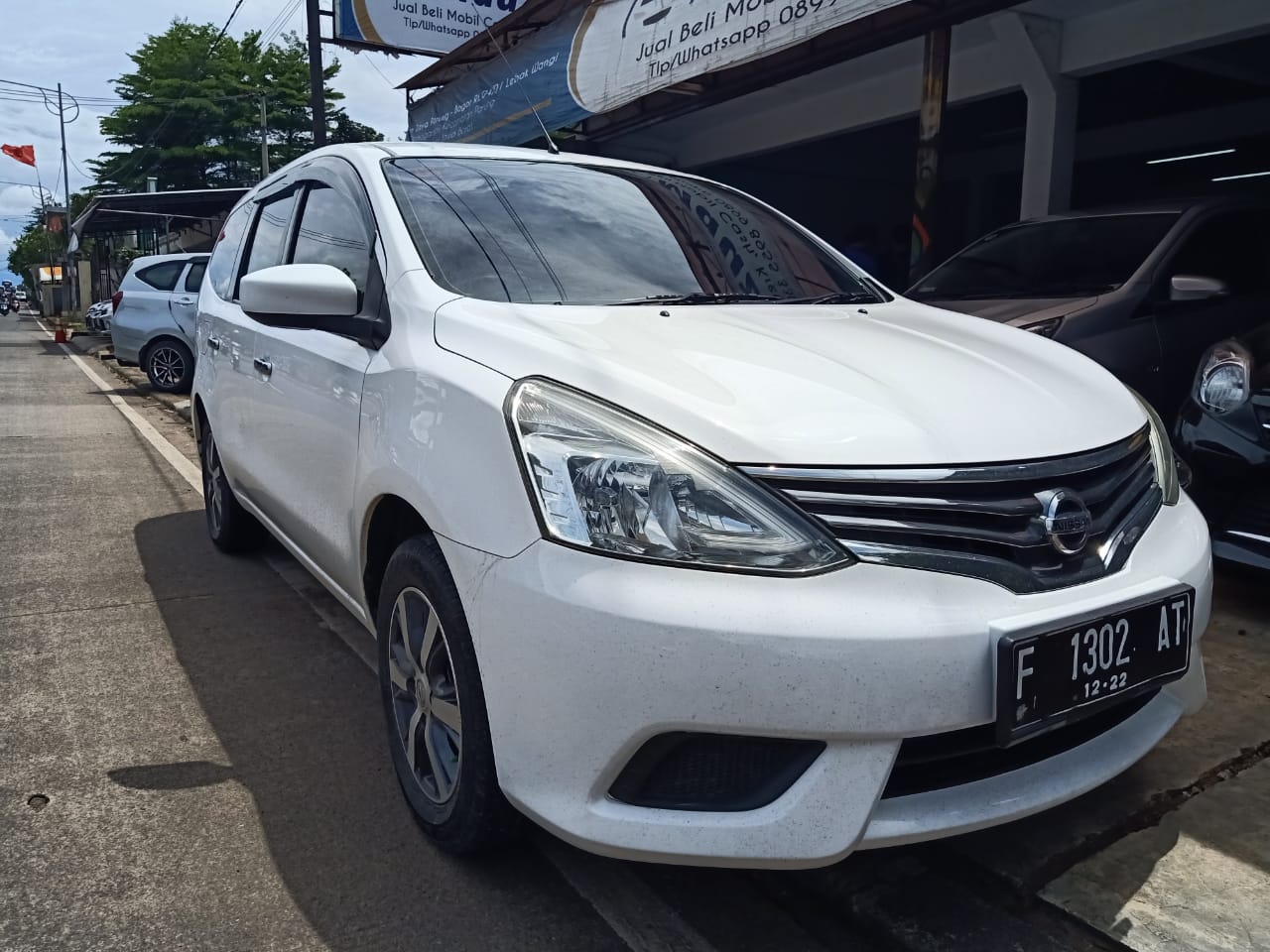 2017 Nissan Grand Livina 2017 Nissan Grand Livina