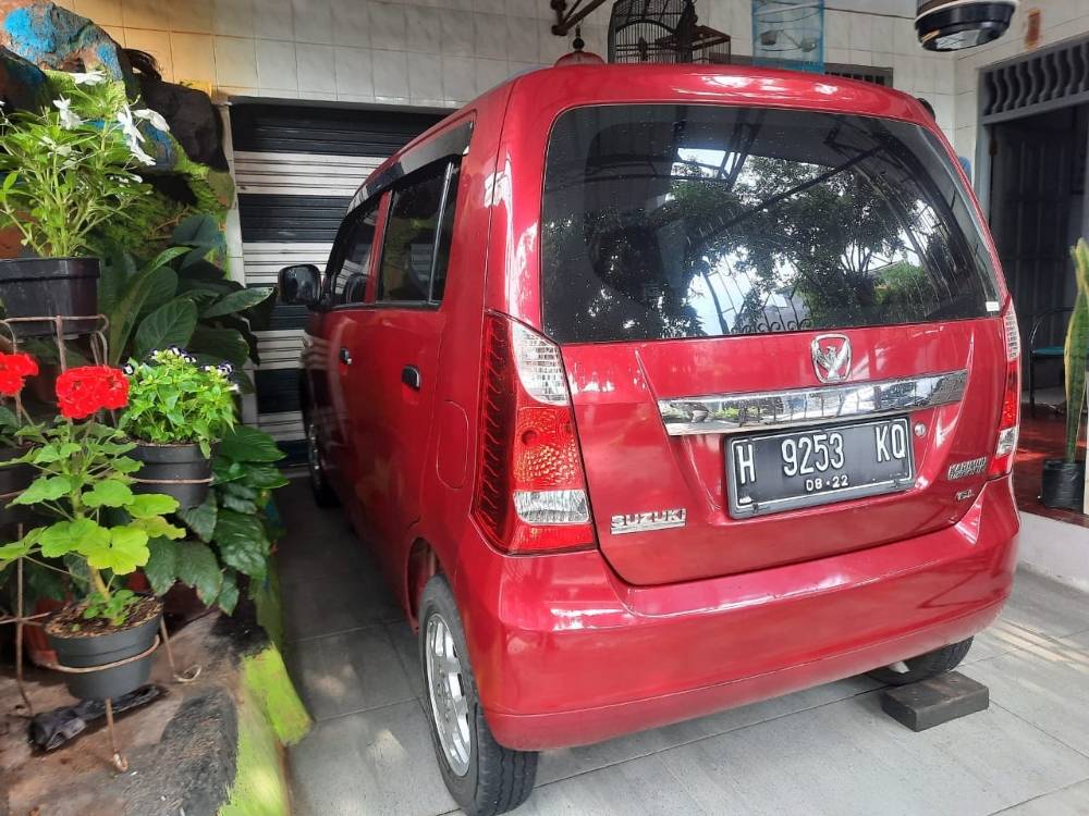 Beli mobil bekas