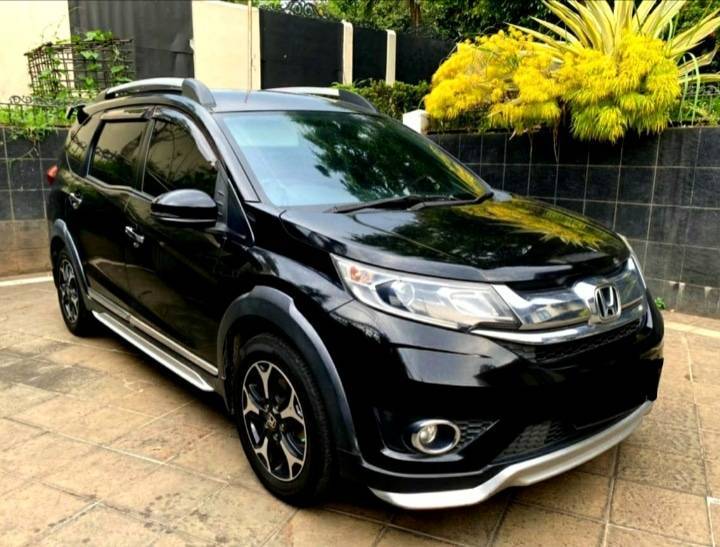 Daftar Harga, Promo, Spek & Galeri Honda BRV - Zigwheels Indonesia