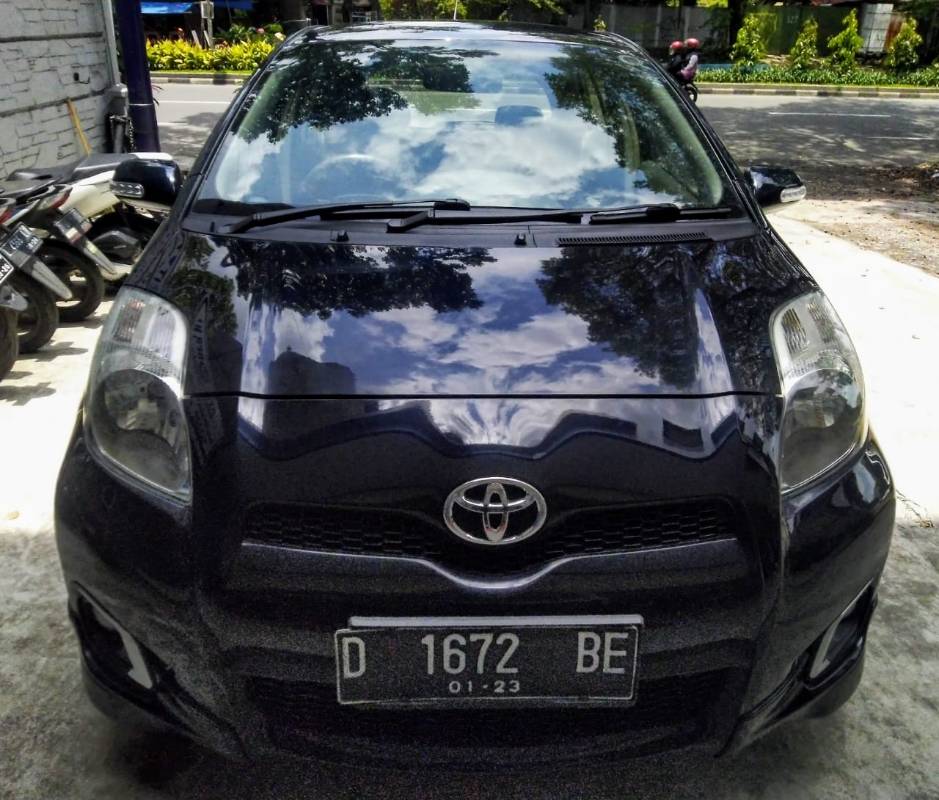 2012 Toyota Yaris  E AT E AT bekas
