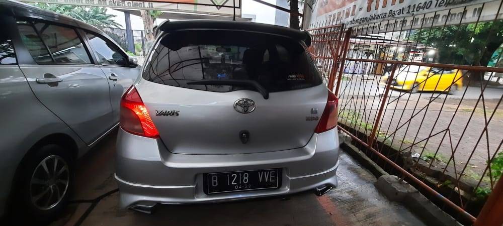 Old 2006 Toyota Yaris E 1.5L AT E 1.5L AT