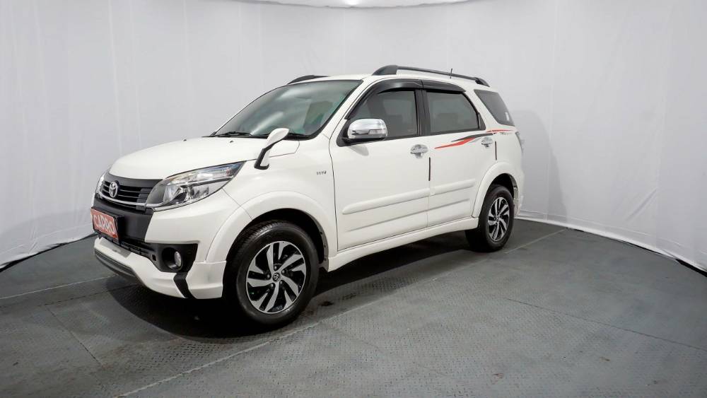 2017 Toyota Rush  TRD Sportivo A/T TRD Sportivo A/T tua