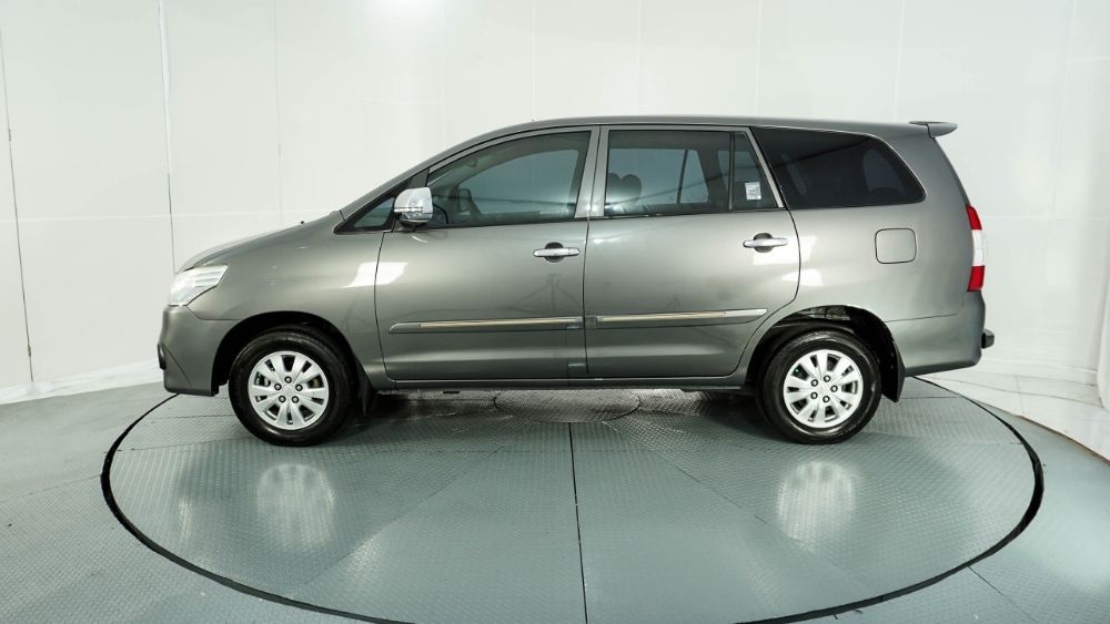 Dijual 2014 Toyota Innova BENSIN E 2.0 MT BENSIN E 2.0 MT Bekas
