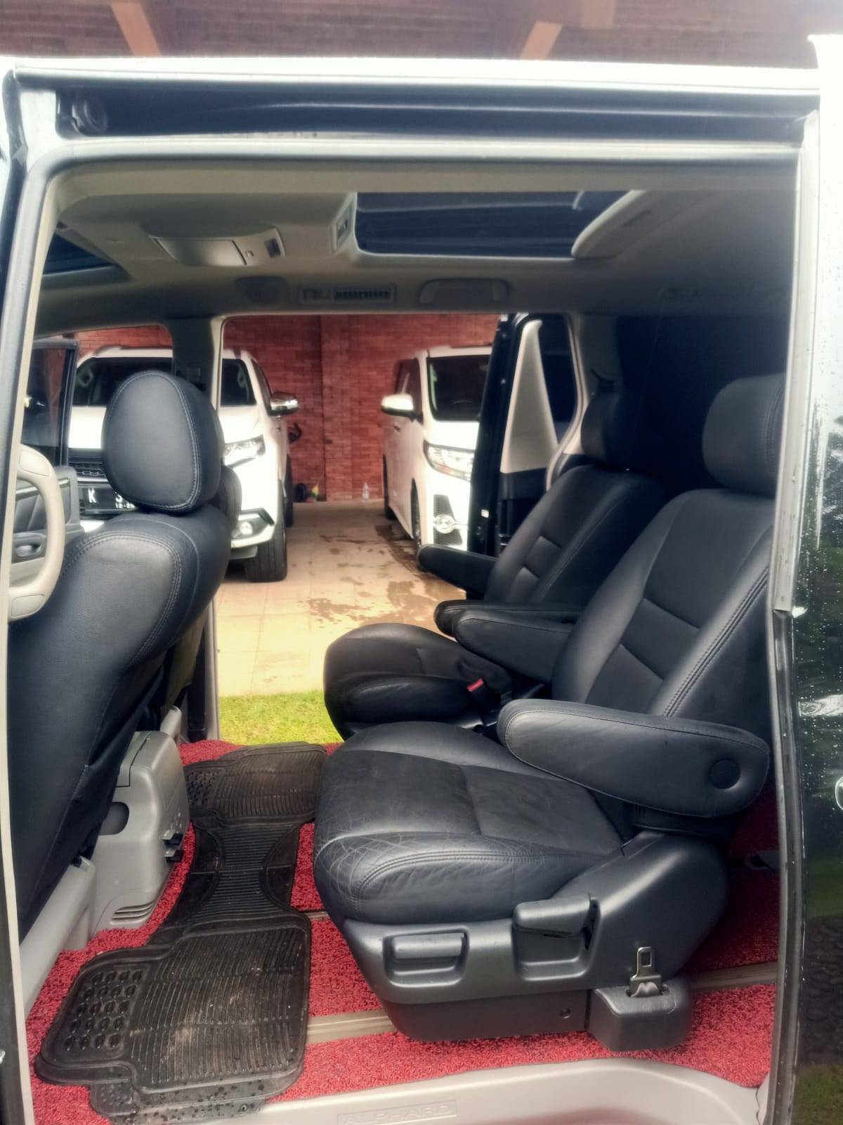 Dijual 2006 Toyota Alphard S Option 2.4L AT S Option 2.4L AT Bekas