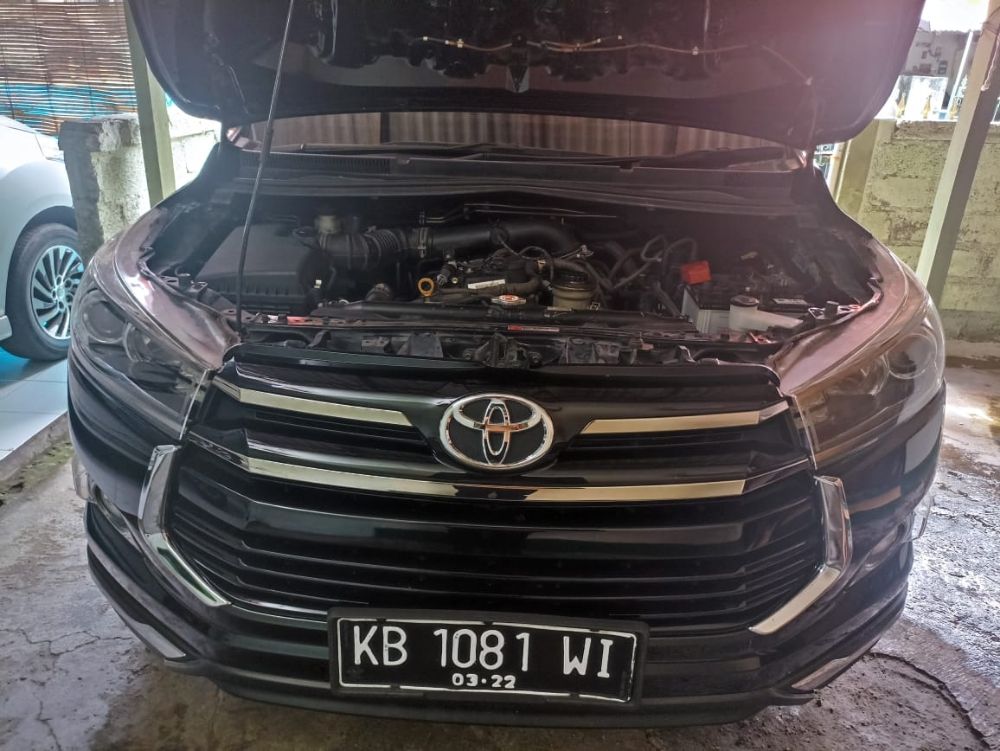 2017 Toyota Kijang Innova 2.0L Venturer AT 2.0L Venturer AT bekas