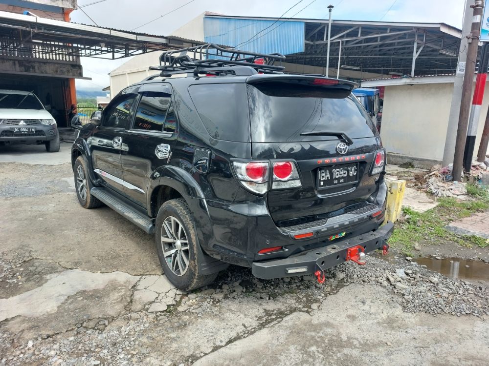 Used 2012 Toyota Fortuner G 4x2 2.5L MT G 4x2 2.5L MT for sale