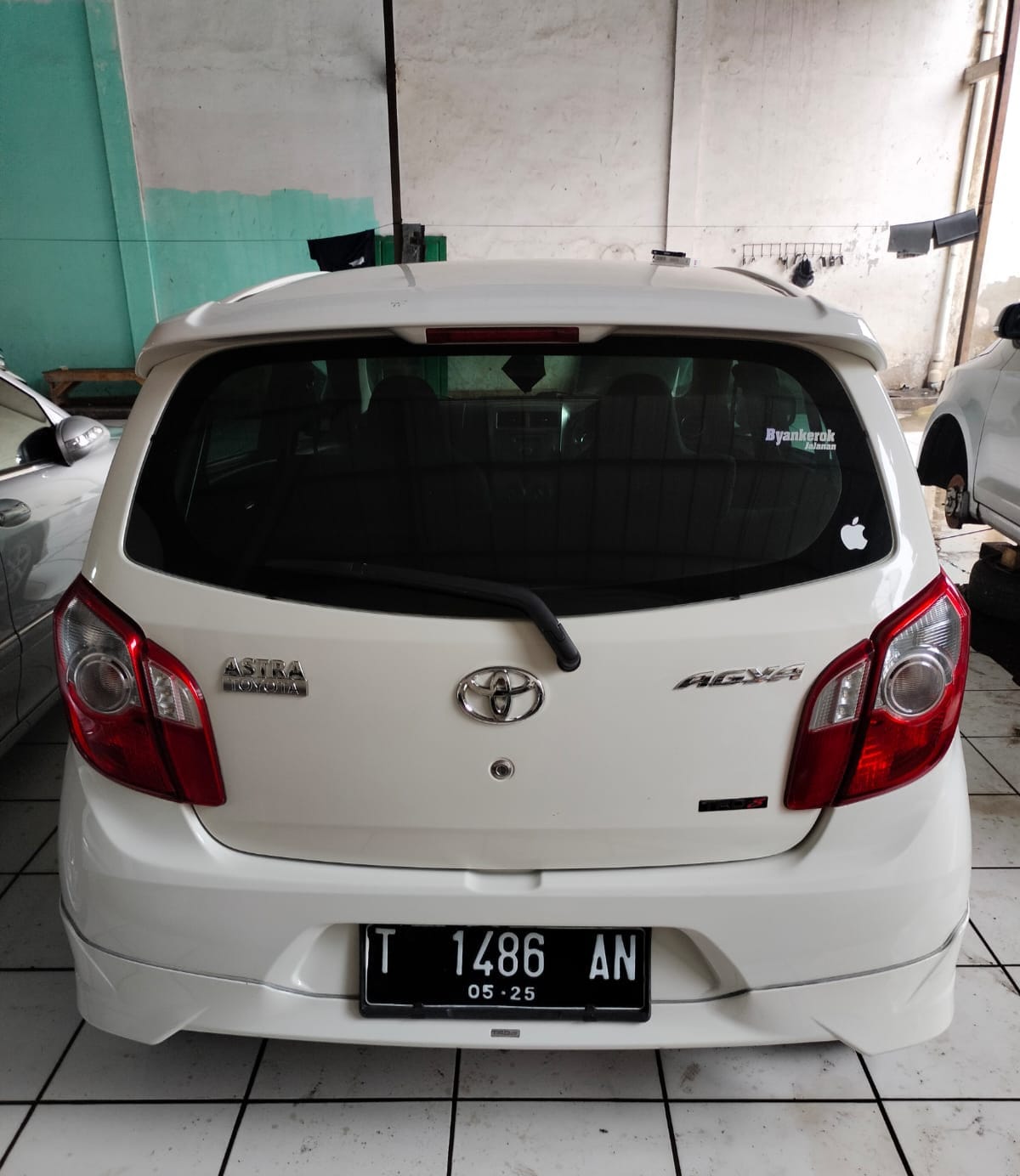 2015 Toyota Agya  1.0 G MT 2015 Toyota Agya  1.0 G MT