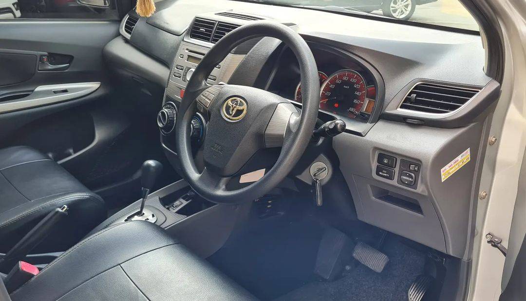 2013 Toyota Veloz 2013 Toyota Veloz