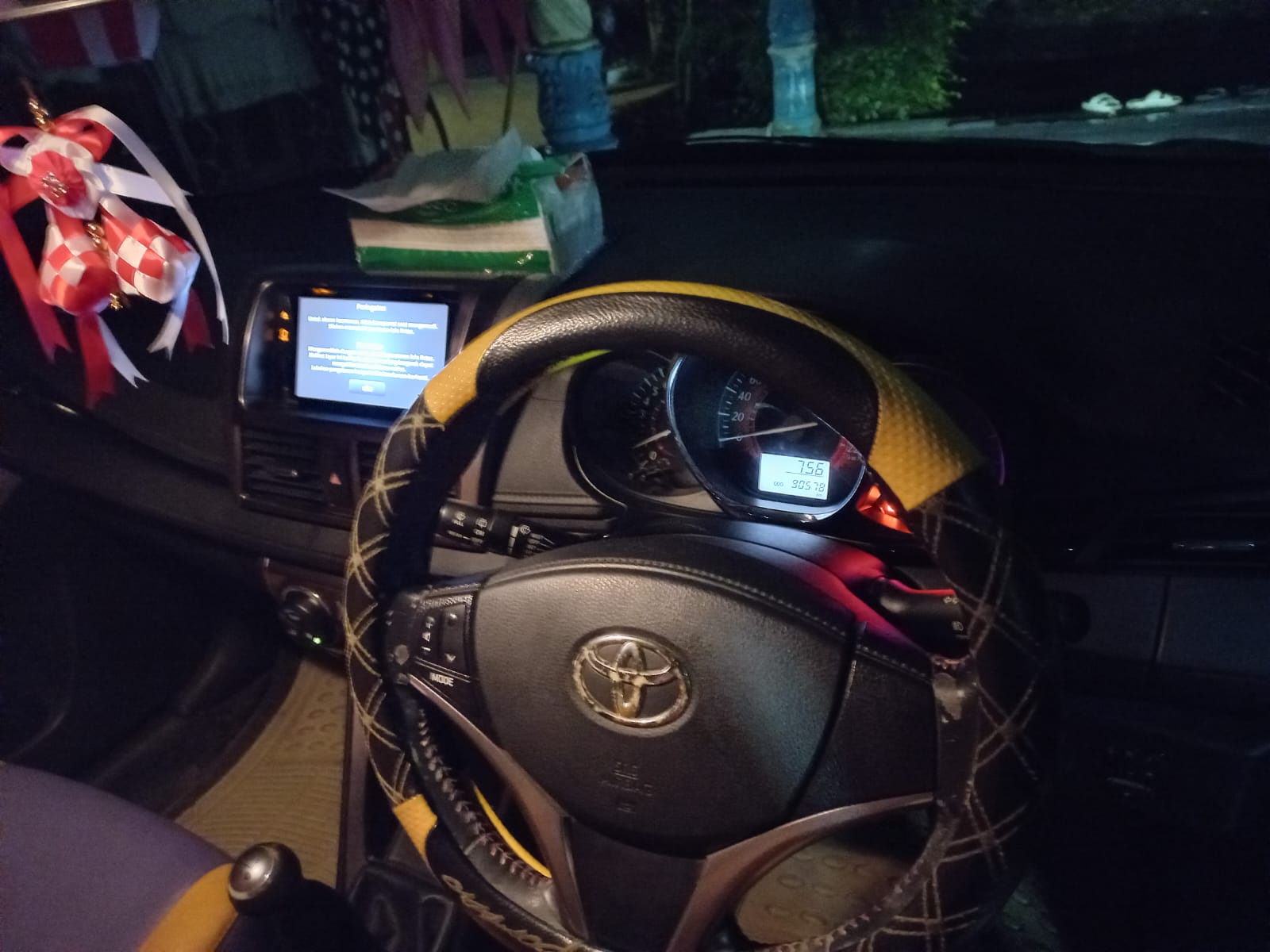 2015 Toyota Yaris  S MT 2015 Toyota Yaris  S MT