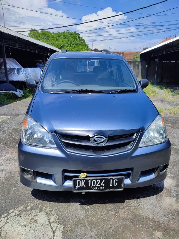 2010 Daihatsu Xenia  1.3 XI DLX FAMILY AT MNB