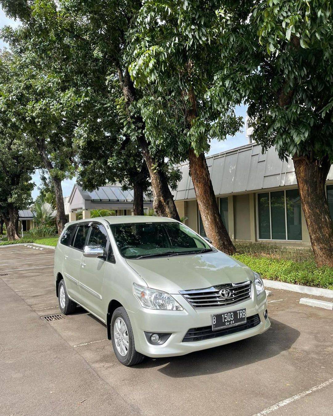 2012 Toyota Kijang Innova 2012 Toyota Kijang Innova