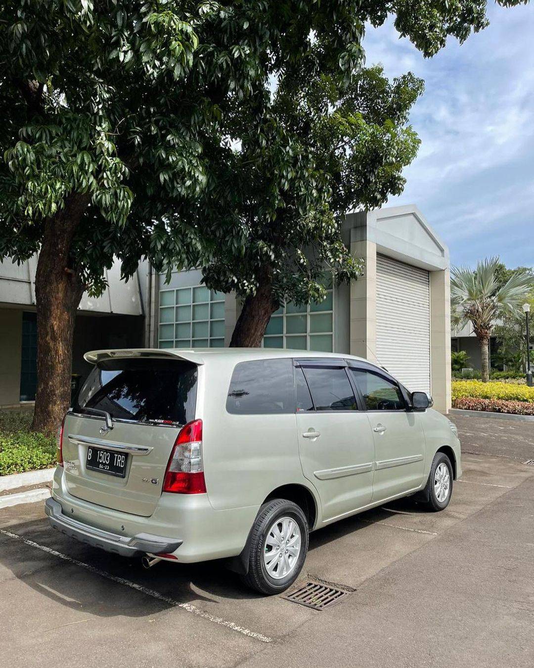 2012 Toyota Kijang Innova 2012 Toyota Kijang Innova