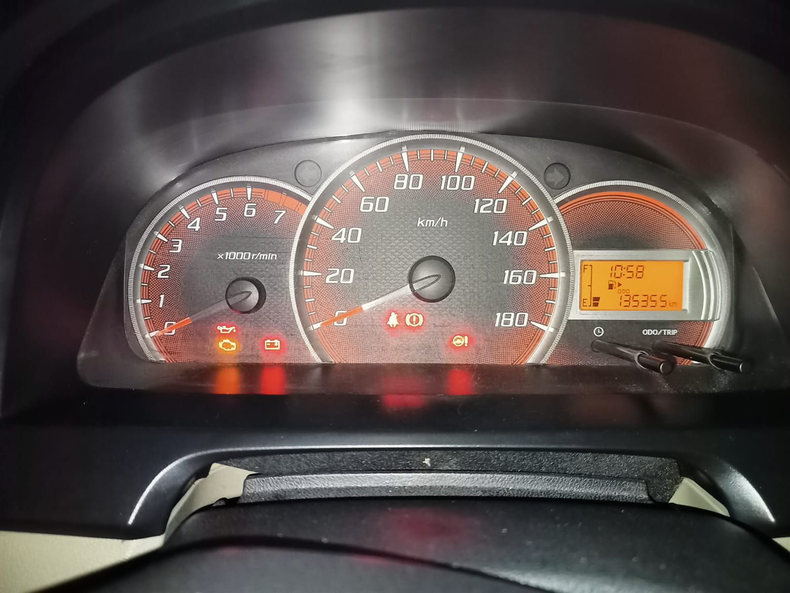 2015 Daihatsu Xenia 2015 Daihatsu Xenia