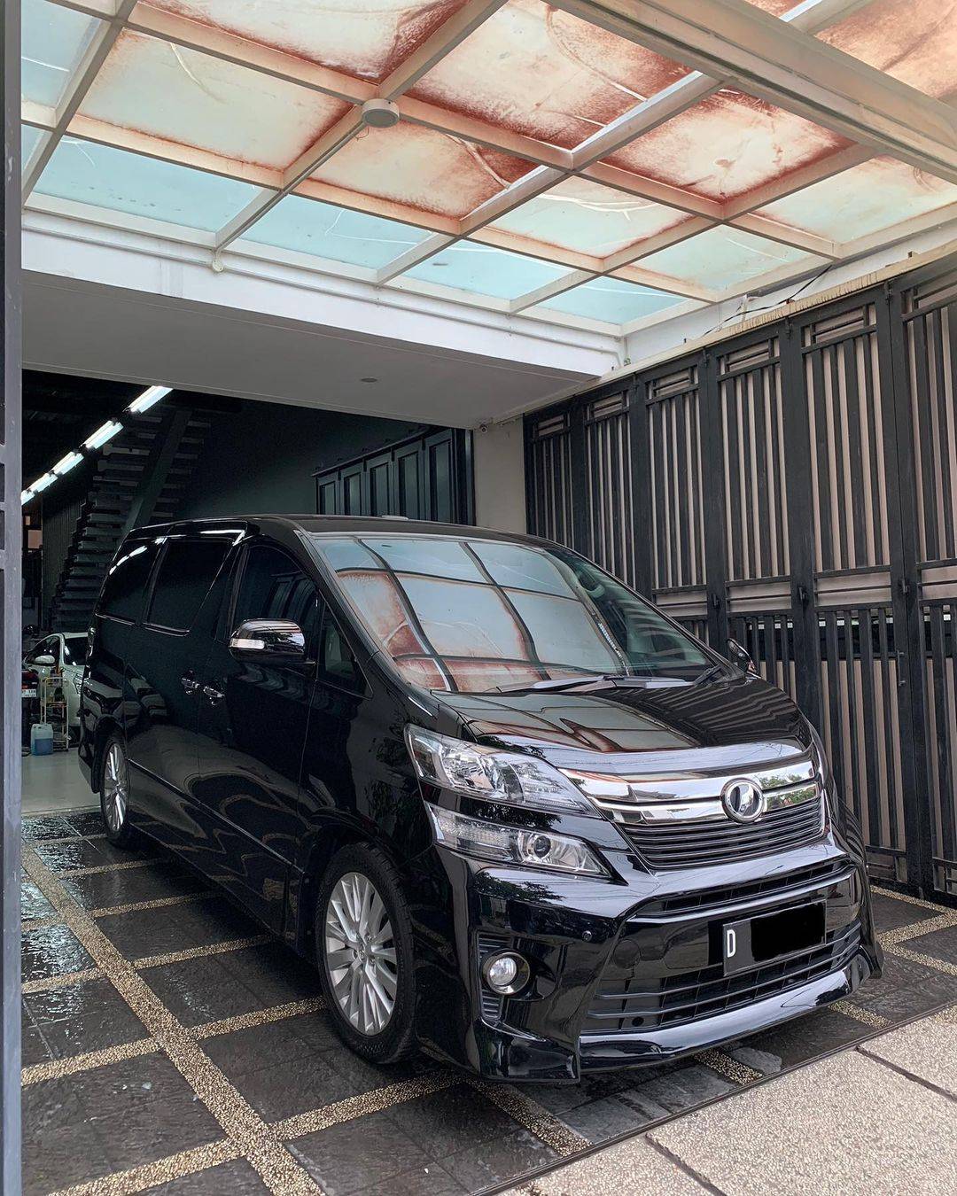 2012 Toyota Alphard Vellfire 2012 Toyota Alphard Vellfire