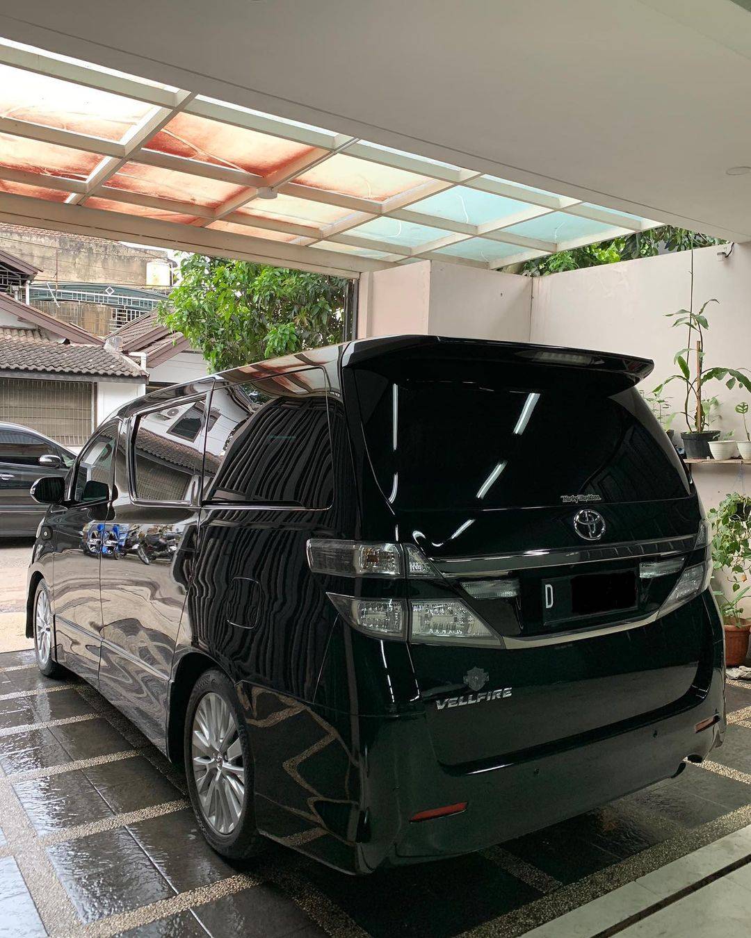 2012 Toyota Alphard Vellfire 2012 Toyota Alphard Vellfire