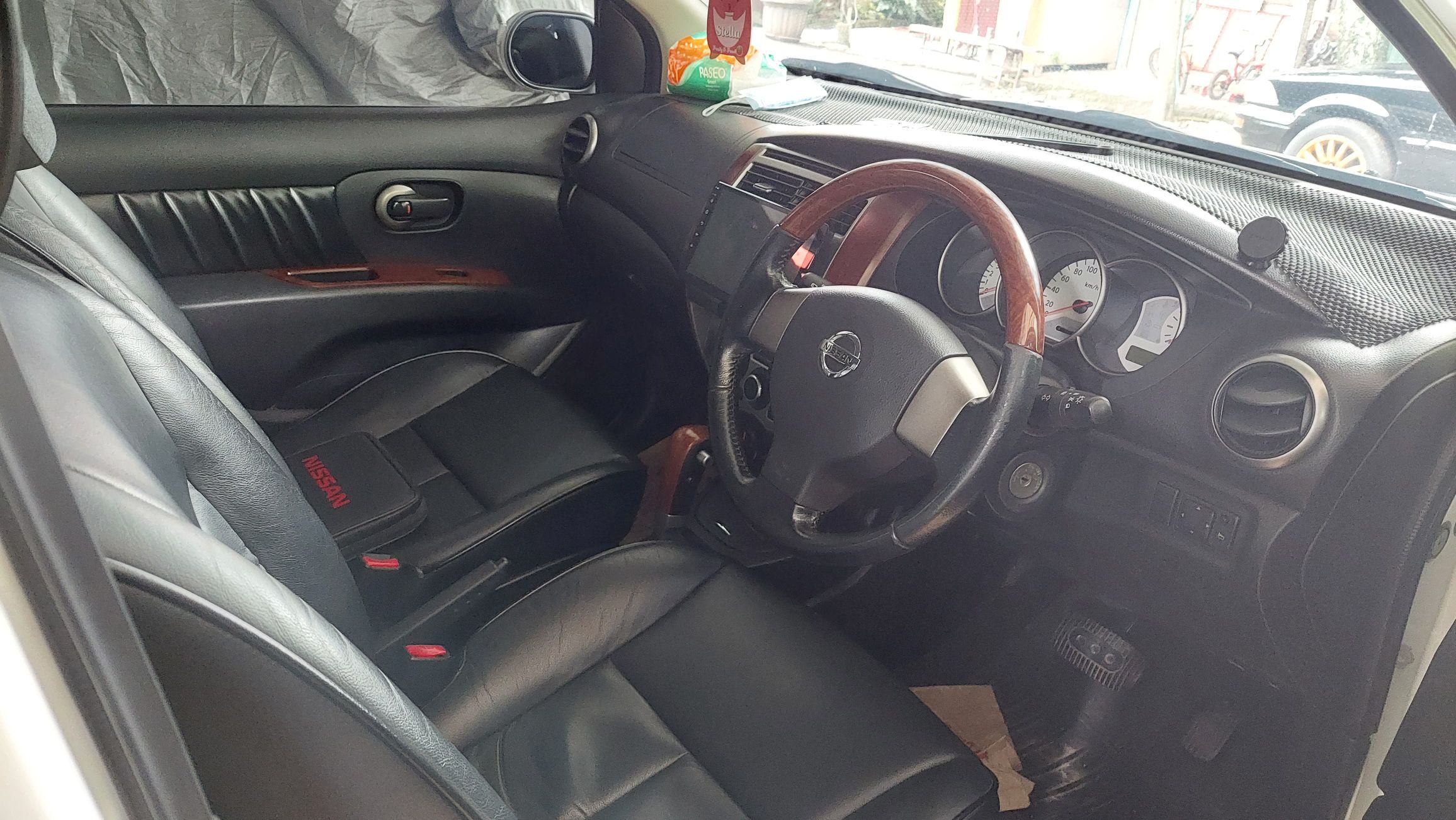 2012 Nissan Grand Livina 2012 Nissan Grand Livina