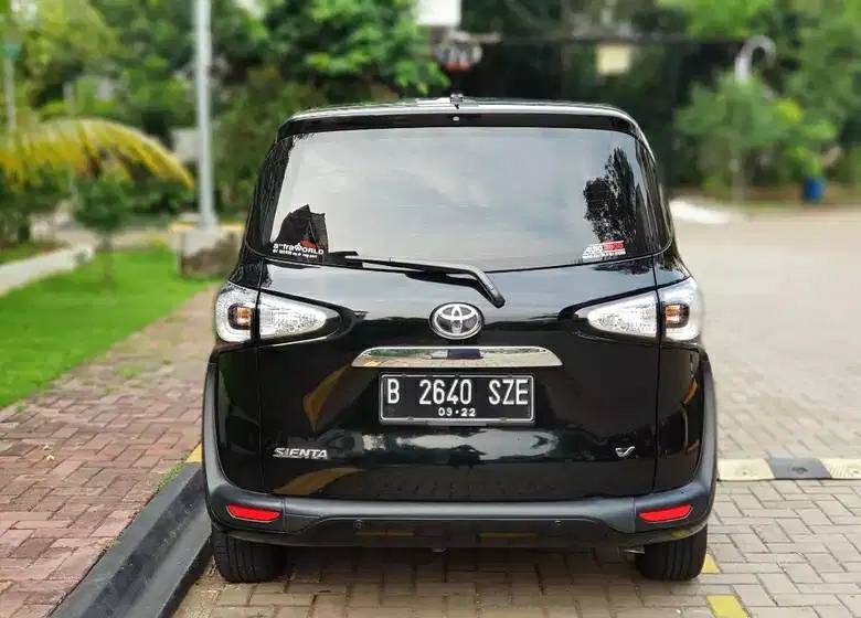 2016 Toyota Sienta 2016 Toyota Sienta