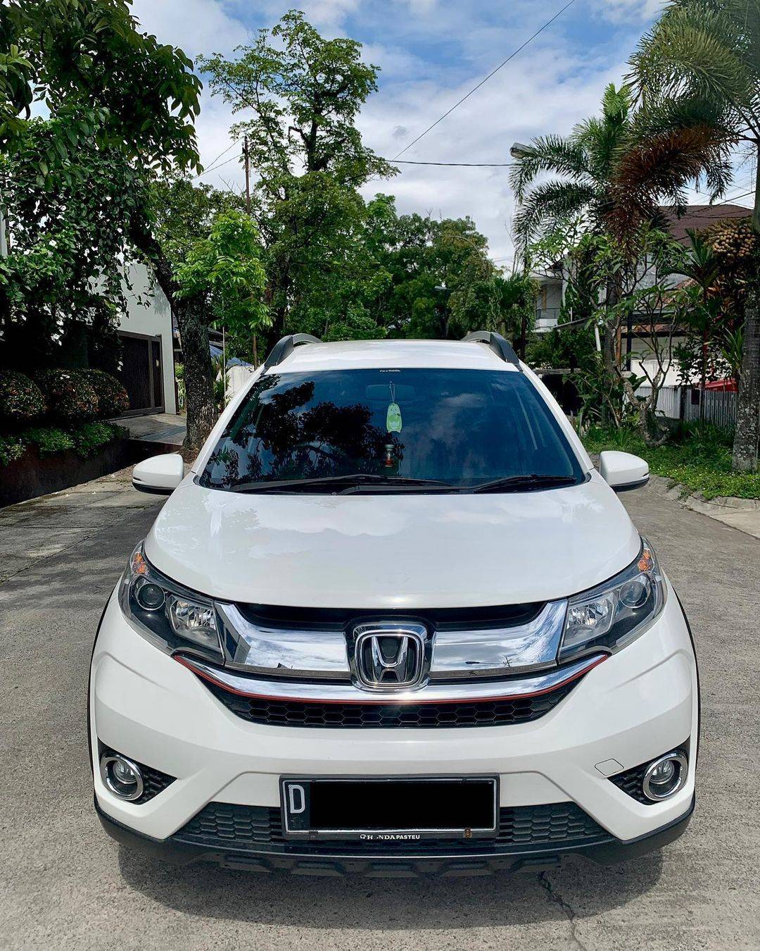 Second Hand 2016 Honda BRV Second Hand 2016 Honda BRV