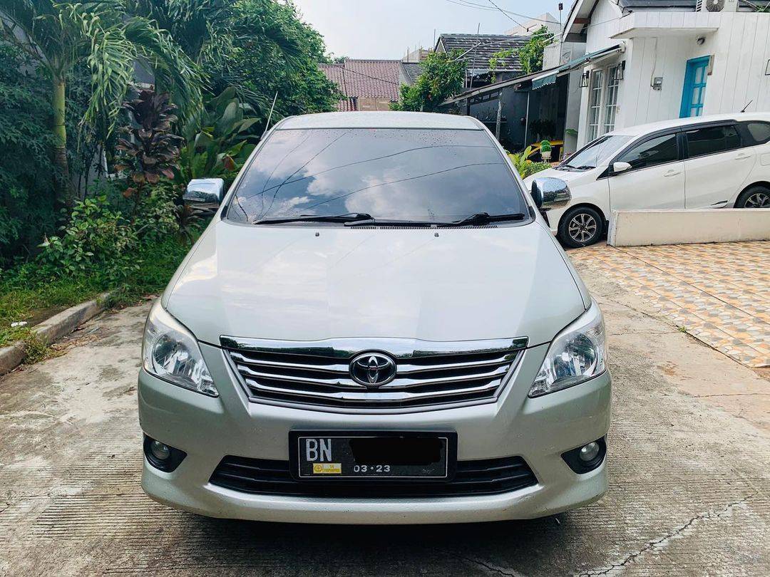 Second Hand 2013 Toyota Kijang Innova Second Hand 2013 Toyota Kijang Innova