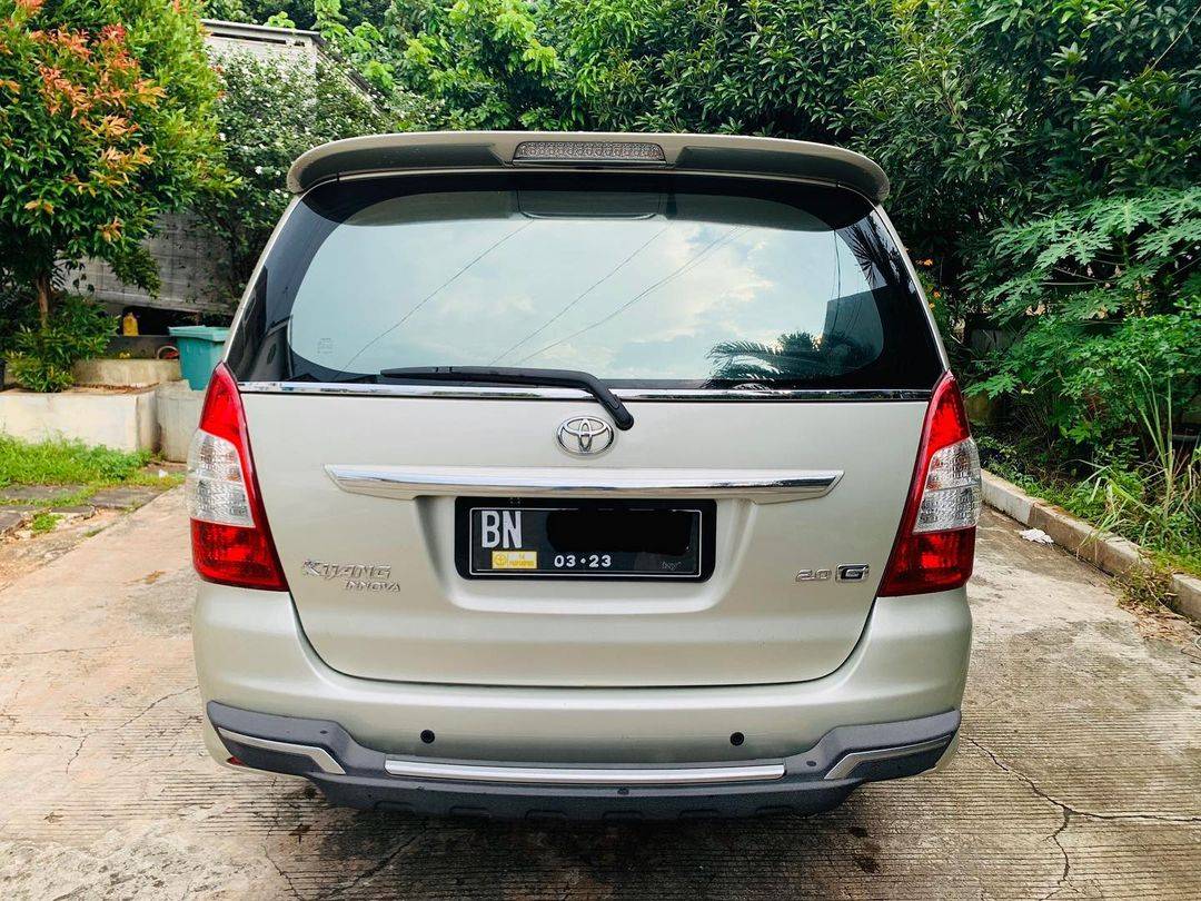 2013 Toyota Kijang Innova 2013 Toyota Kijang Innova