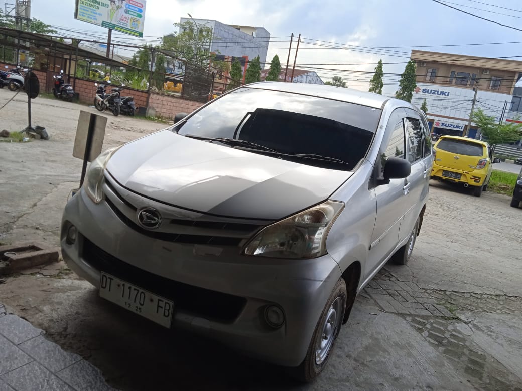 2015 Daihatsu Xenia  1.0 DLX VTTi Bekas 2015 Daihatsu Xenia  1.0 DLX VTTi Bekas