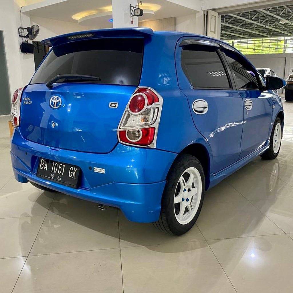 2015 Toyota Etios 2015 Toyota Etios