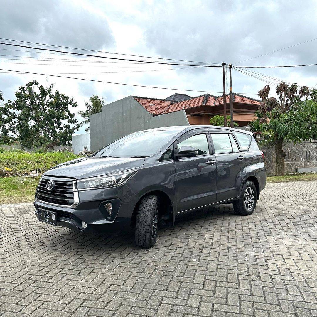 2017 Toyota Kijang Innova 2017 Toyota Kijang Innova
