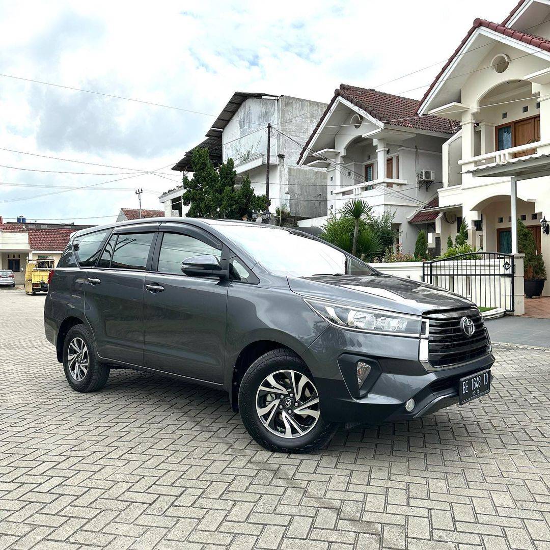 2017 Toyota Kijang Innova 2017 Toyota Kijang Innova