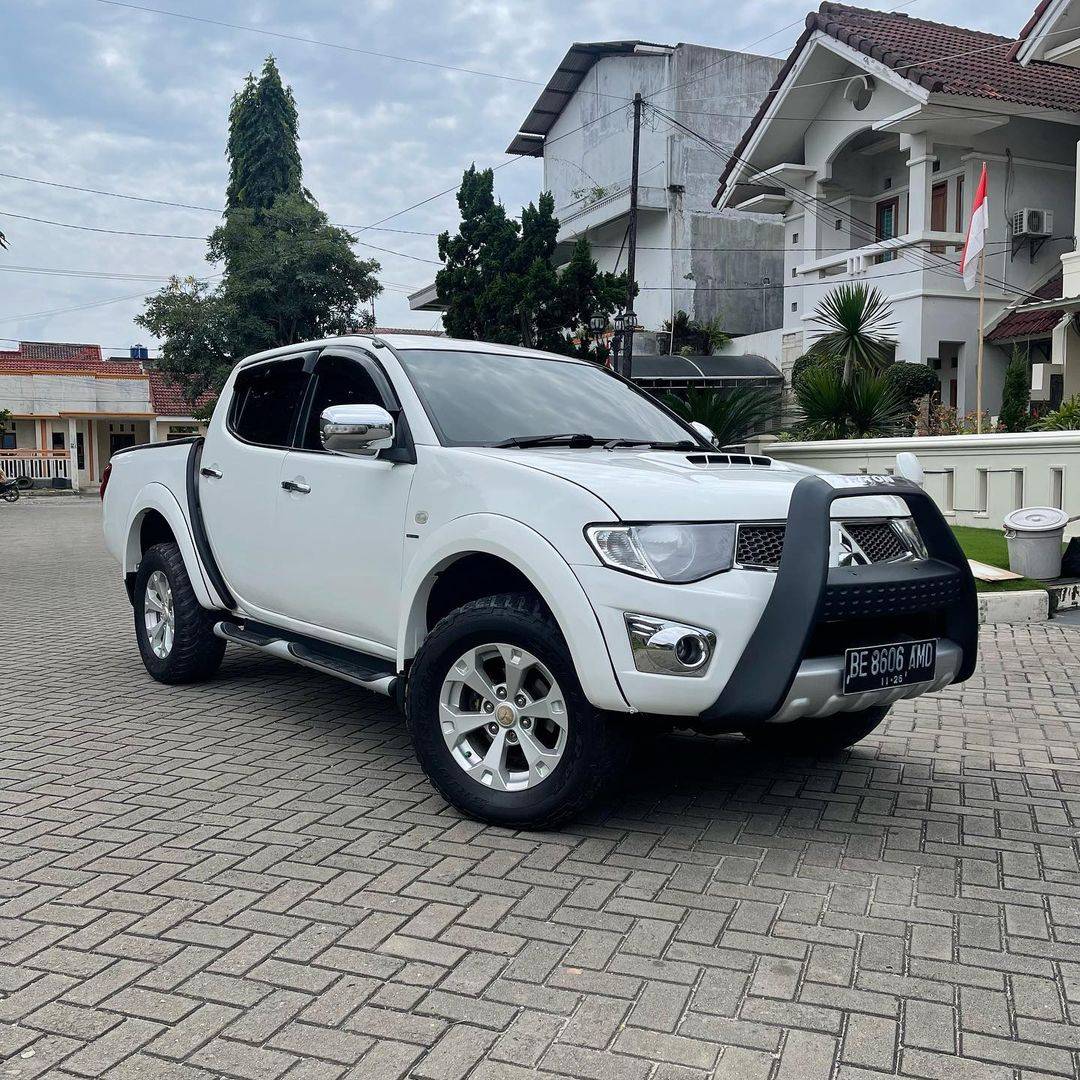 2012 Mitsubishi Strada Triton 2012 Mitsubishi Strada Triton