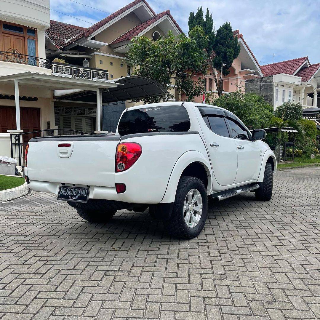 2012 Mitsubishi Strada Triton 2012 Mitsubishi Strada Triton