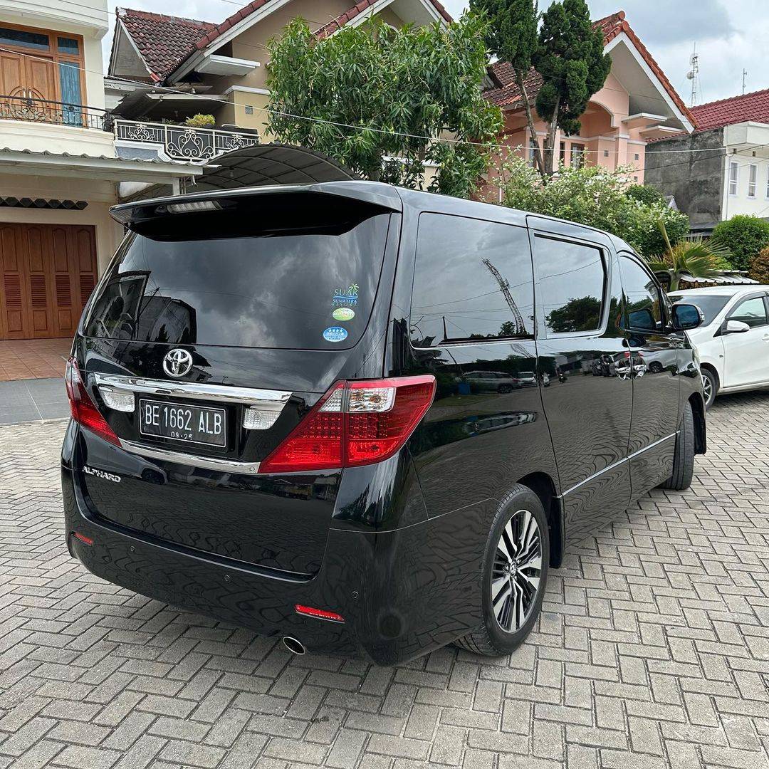 2010 Toyota Alphard 2010 Toyota Alphard