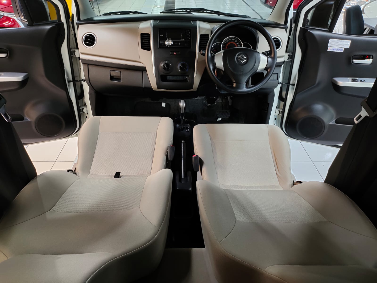 2015 Suzuki Karimun Wagon R  WAGON R GX PLUS A/T WAGON R GX PLUS A/T tua