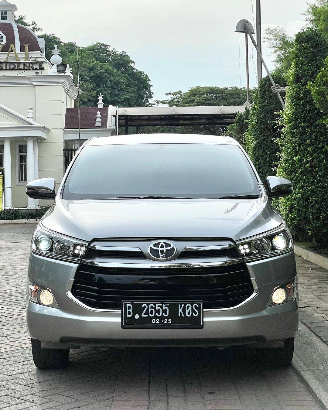 2020 Toyota Kijang Innova Bekas 2020 Toyota Kijang Innova Bekas