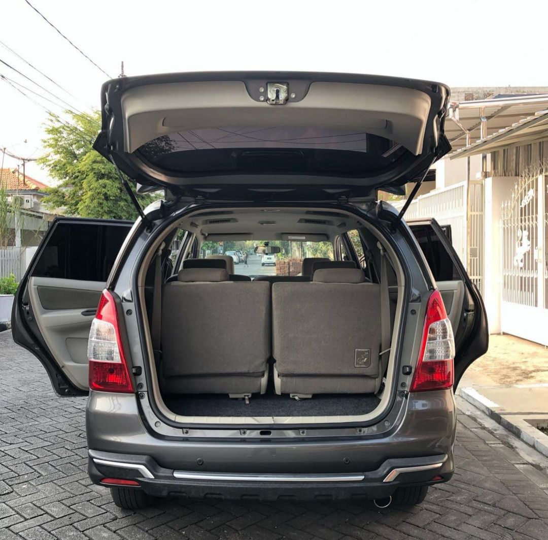 2014 Toyota Kijang Innova 2014 Toyota Kijang Innova