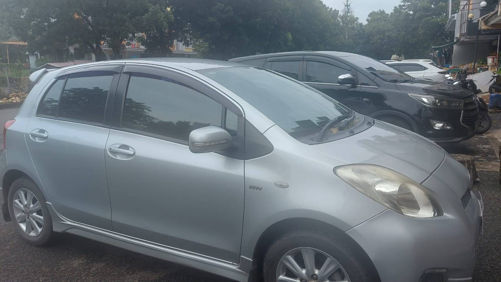 2013 Toyota Yaris 2013 Toyota Yaris