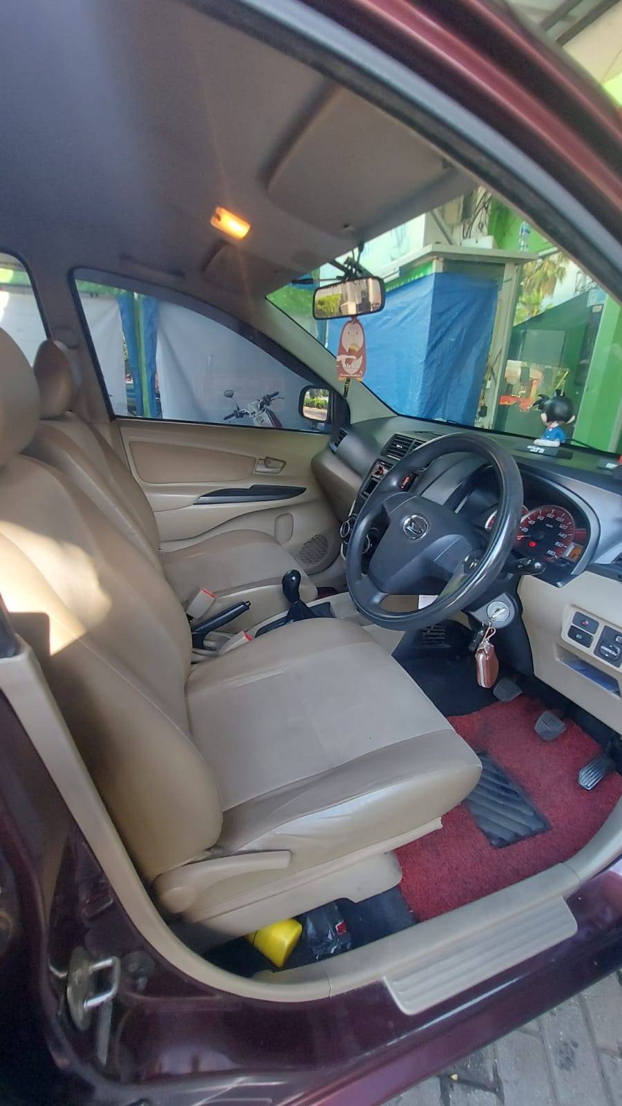 2012 Daihatsu Xenia 2012 Daihatsu Xenia